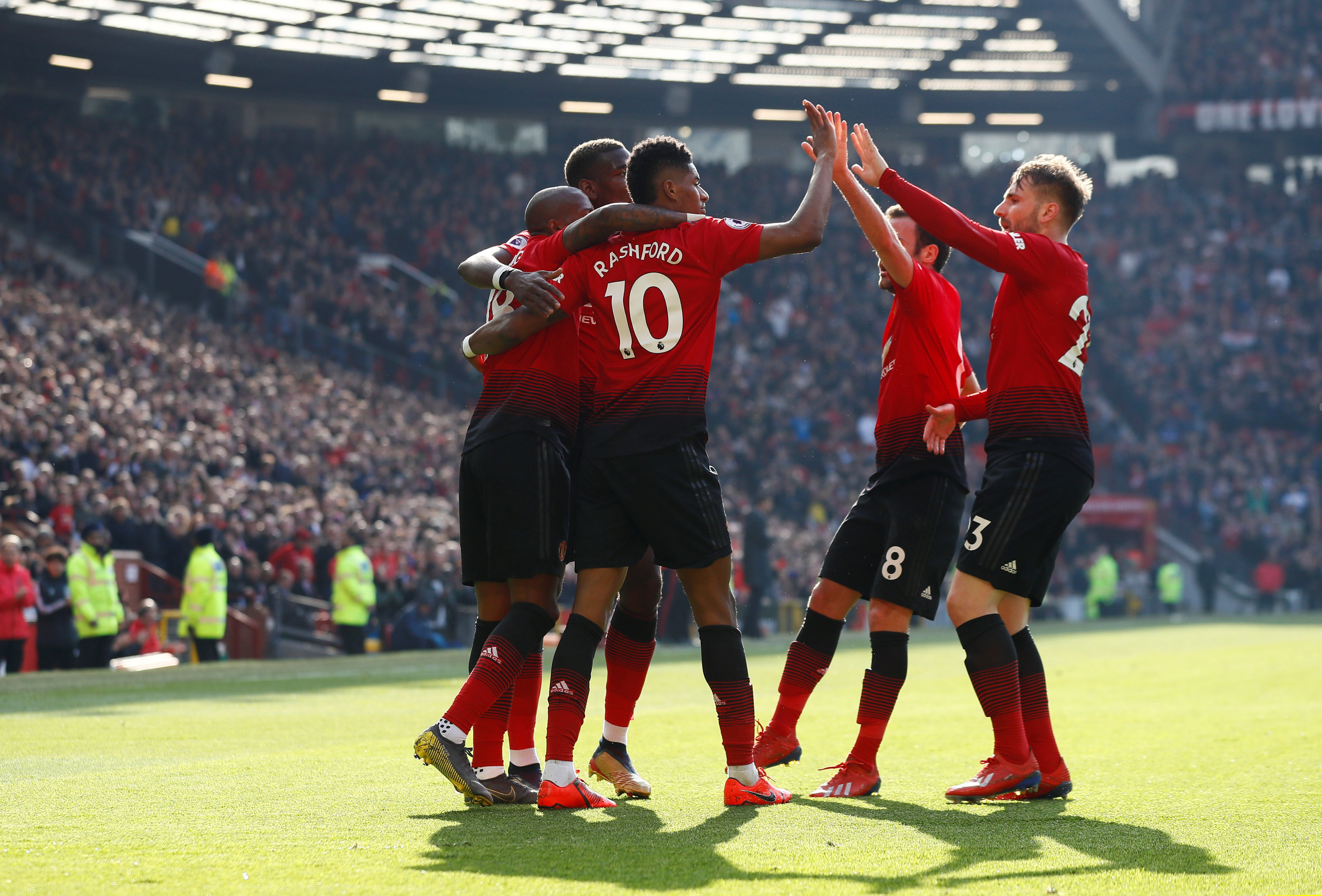 的剧烈竞争 的剧烈竞争